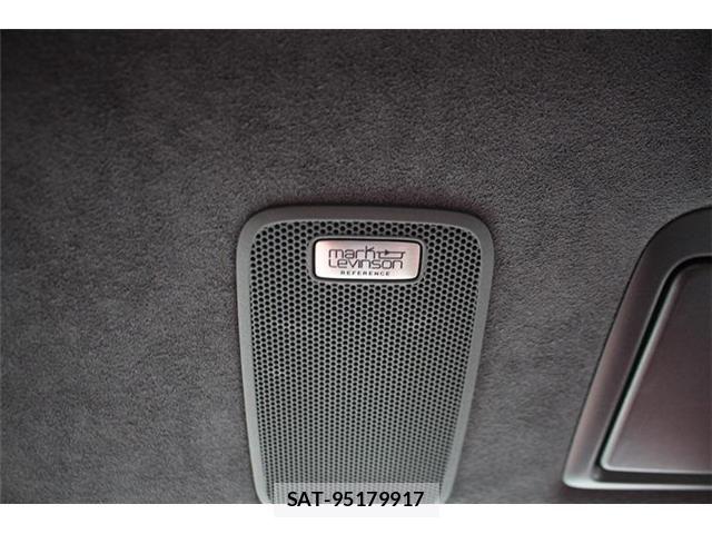 Lexus LS 2018-02 8562448-1