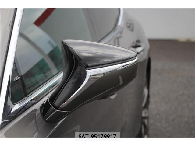Lexus LS 2018-02 8562448-23