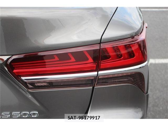 Lexus LS 2018-02 8562448-25