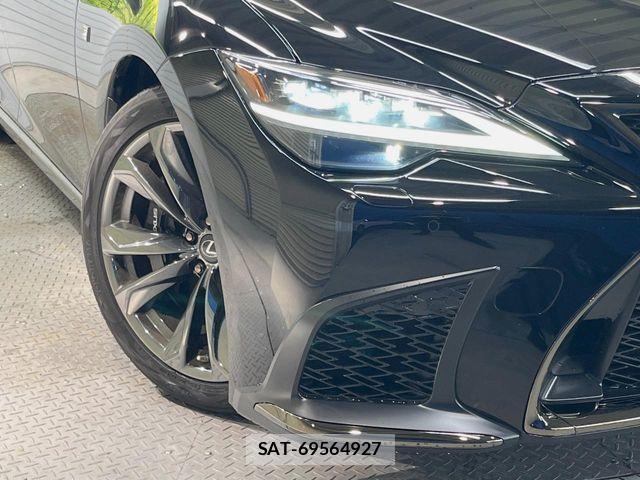 Lexus LS 2021-11 8743436-14
