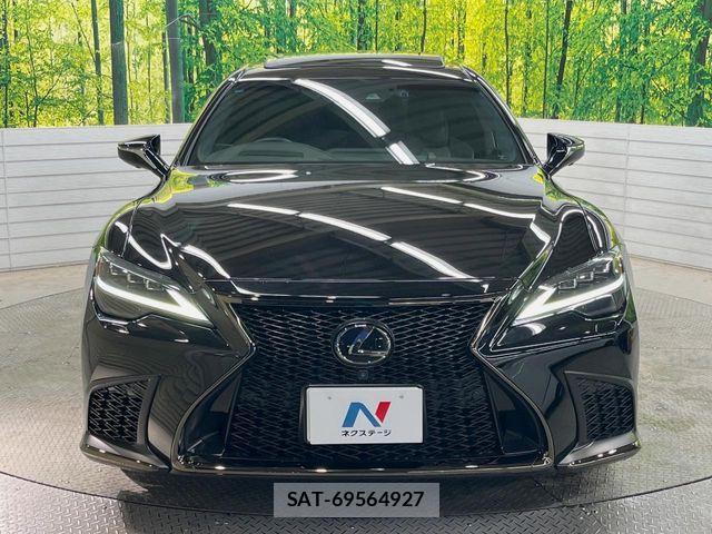 Lexus LS 2021-11 8743436-17