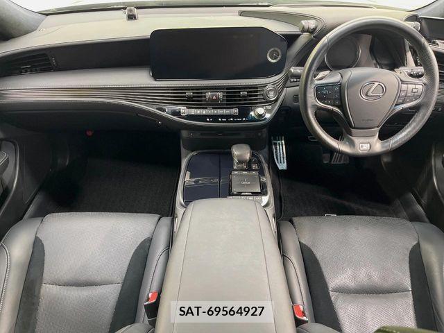 Lexus LS 2021-11 8743436-1