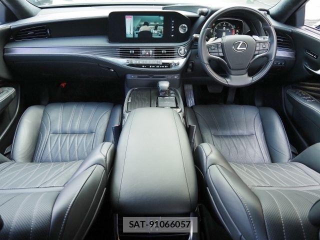 Lexus LS 2021-03 8743434-9