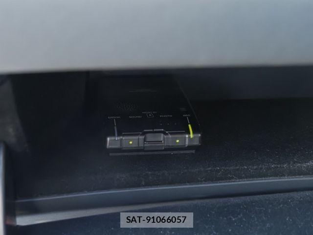 Lexus LS 2021-03 8743434-29