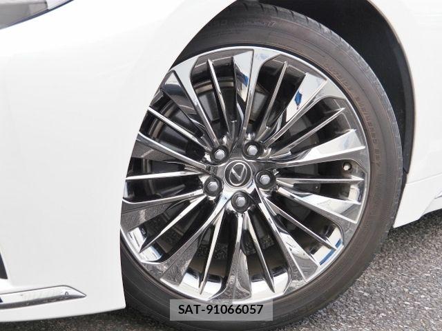 Lexus LS 2021-03 8743434-7