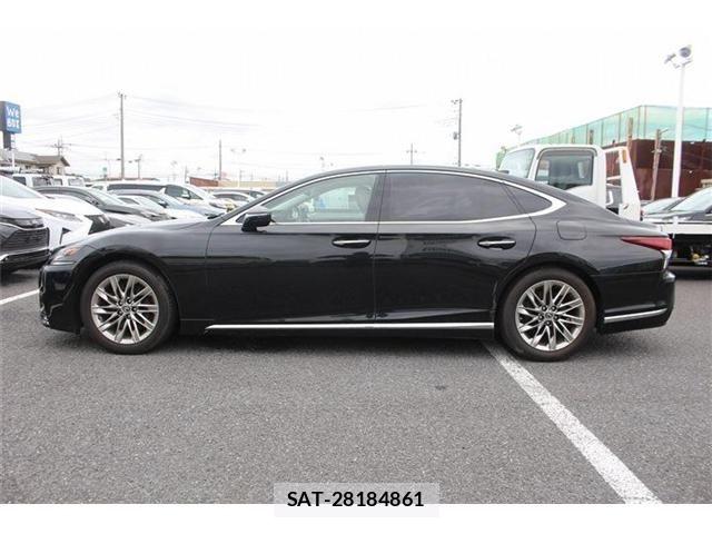 Lexus LS 2018-04 8796480-12