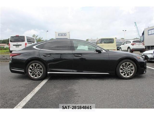 Lexus LS 2018-04 8796480-16