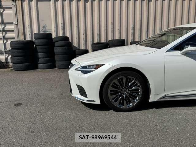Lexus LS 2021-01 8796479-12