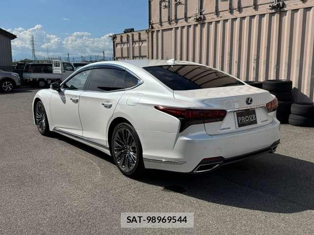 Lexus LS 2021-01 8796479-15