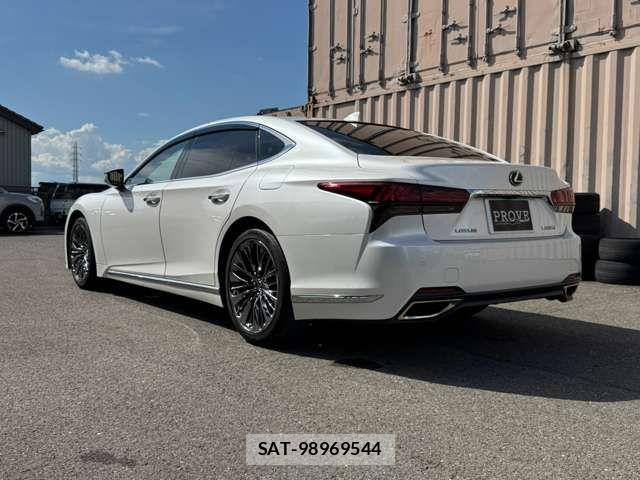 Lexus LS 2021-01 8796479-16