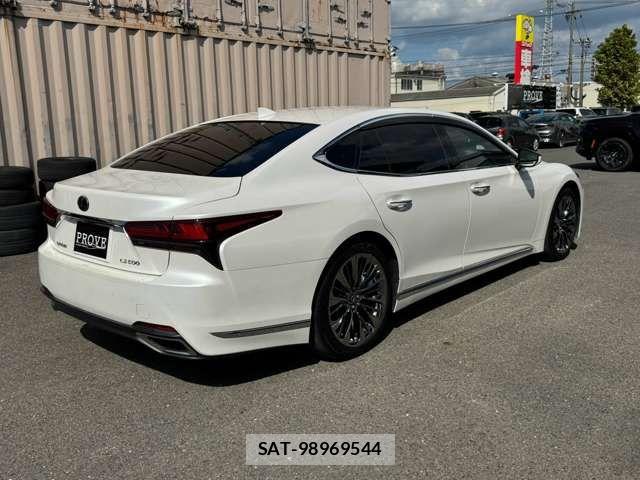 Lexus LS 2021-01 8796479-19