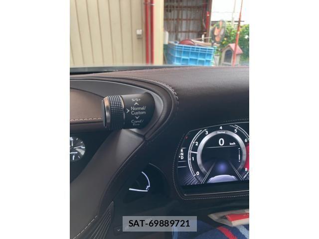 Lexus LS 2017-12 8880514-21