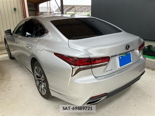 Lexus LS 2017-12 8880514-6