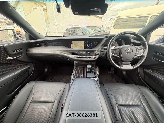 Lexus LS 2019-09 8880512-8