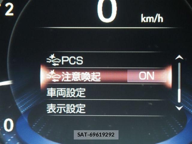 Lexus LS 2023-03 4964461-24
