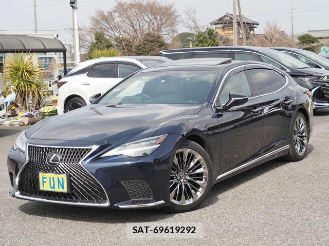 Lexus LS 2023-03 4964461-3