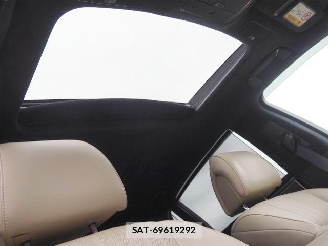 Lexus LS 2023-03 4964461-8