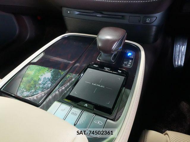 Lexus LS 2019-01 6499487-14
