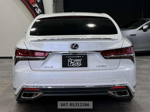 Lexus LS 2018-02 6499480-10