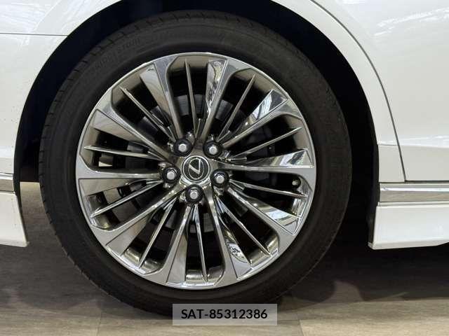 Lexus LS 2018-02 6499480-13