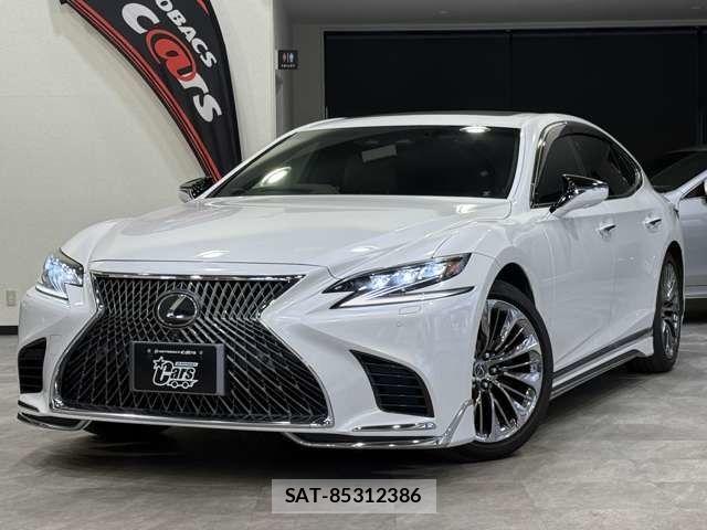 Lexus LS 2018-02 6499480-1