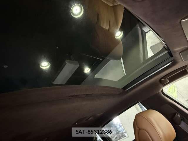 Lexus LS 2018-02 6499480-4