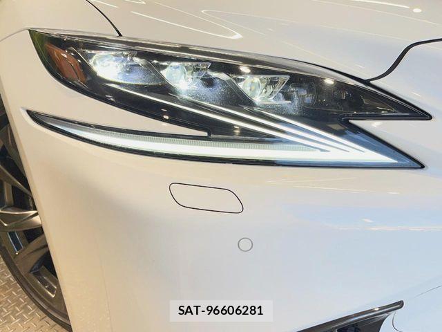 Lexus LS 2019-03 6499481-11