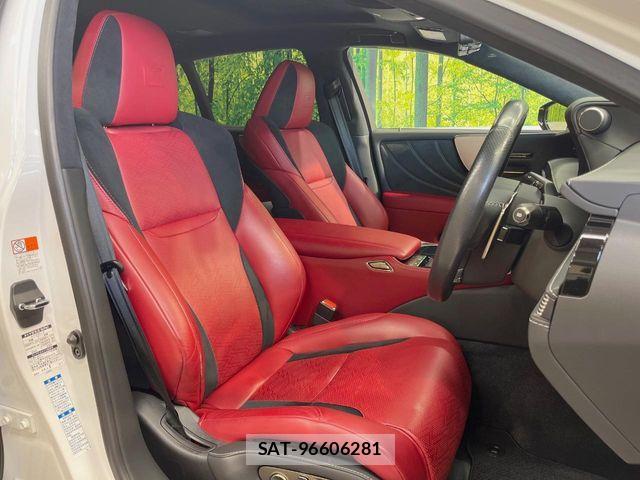 Lexus LS 2019-03 6499481-7