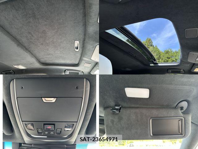 Lexus LS 2018-07 7059268-19