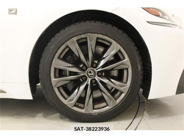 Lexus LS 2018-10 7220984-22