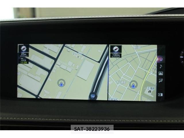 Lexus LS 2018-10 7220984-2