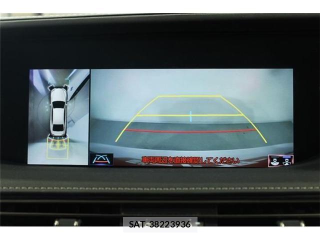Lexus LS 2018-10 7220984-3