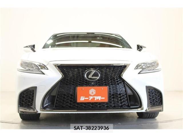 Lexus LS 2018-10 7220984-7