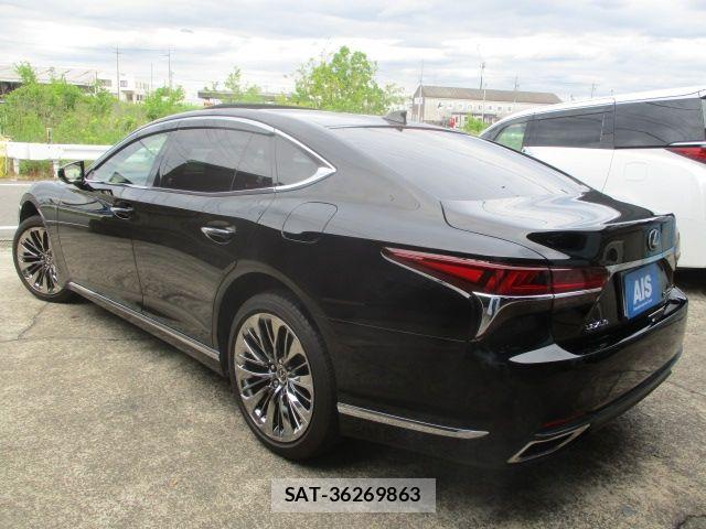 Lexus LS 2018-01 7358502-2