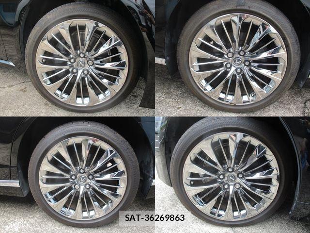Lexus LS 2018-01 7358502-7