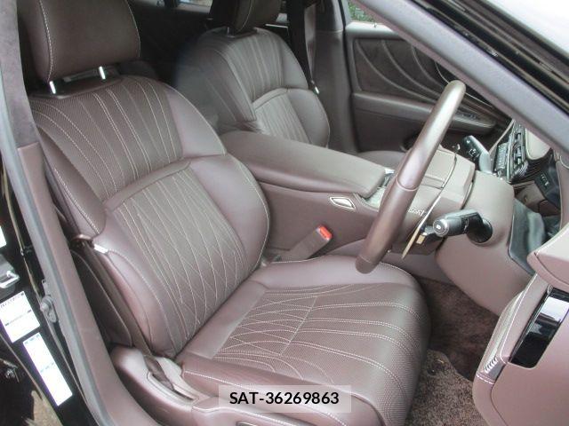 Lexus LS 2018-01 7358502-8
