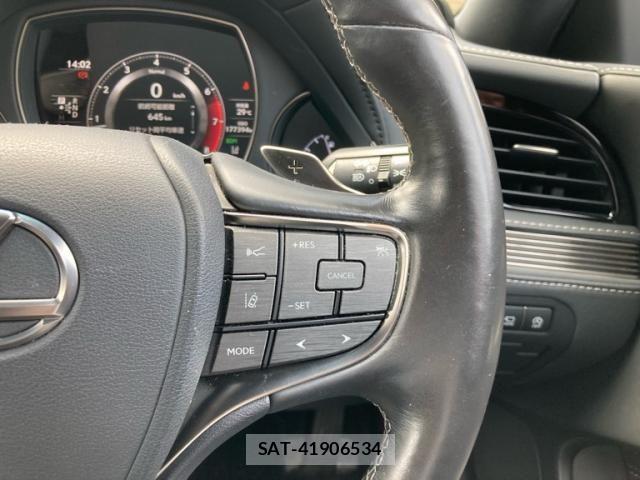 Lexus LS 2020-03 7455408-10