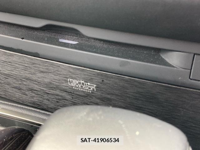 Lexus LS 2020-03 7455408-25