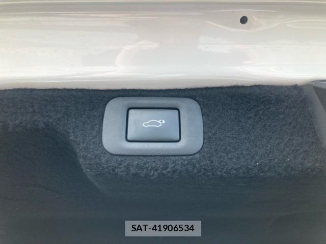Lexus LS 2020-03 7455408-28
