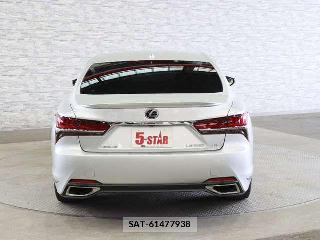 Lexus LS 2018-04 7725085-13