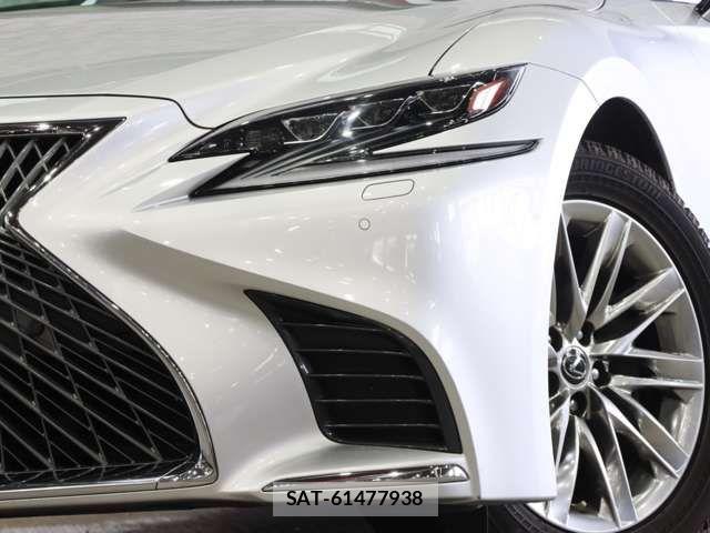 Lexus LS 2018-04 7725085-15