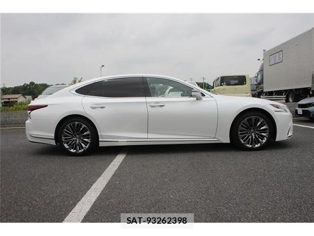 Lexus LS 2019-10 7786510-13