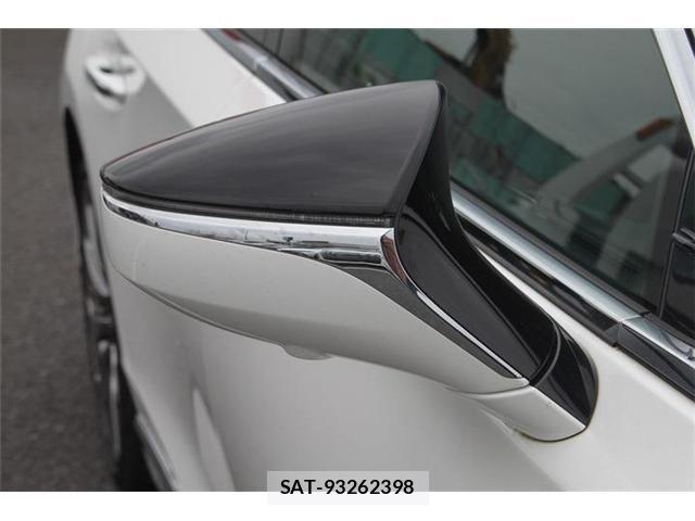 Lexus LS 2019-10 7786510-26
