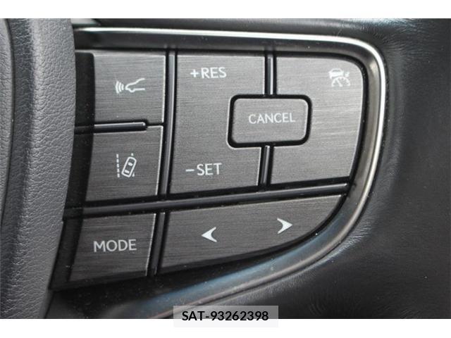 Lexus LS 2019-10 7786510-3