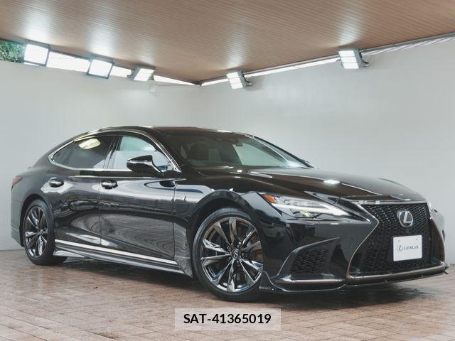Lexus LS 2023-02 8100142-0
