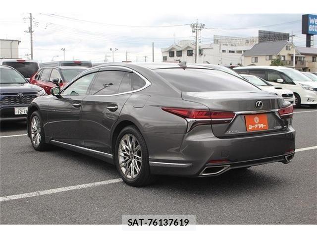 Lexus LS 2018-08 8354848-11