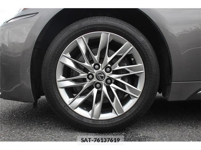 Lexus LS 2018-08 8354848-16