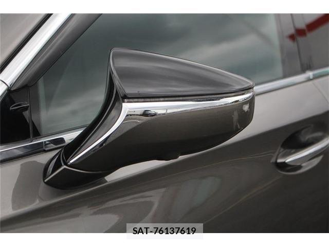 Lexus LS 2018-08 8354848-28