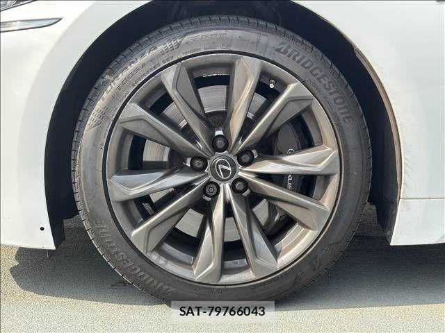 Lexus LS 2019-03 8366738-28