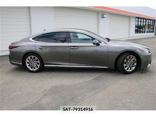 Lexus LS 2019-10 8366739-9